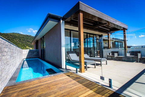 Mirage Whitsundays - Food Delivery Shop 23