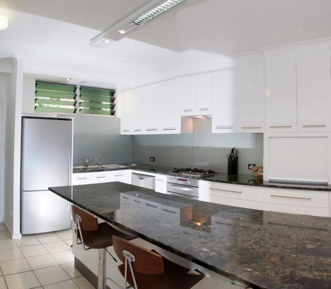 Poinciana 112 - Food Delivery Shop 13