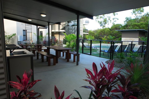 Agnes Water Beach Club - Food Delivery Shop 16