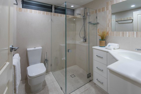 Beach Lodges - Food Delivery Shop 41