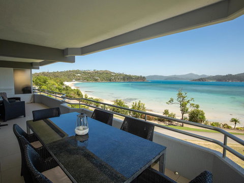 Beach Lodges - Food Delivery Shop 16