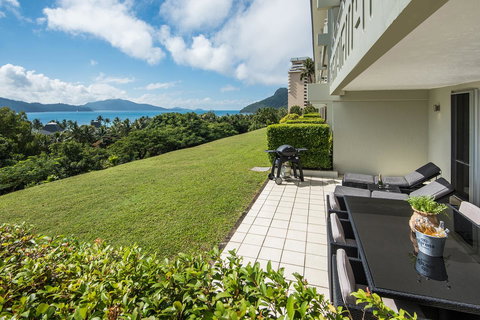 Beach Lodges - Food Delivery Shop 38