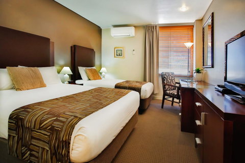 Madison Plaza Townsville - Food Delivery Shop 5
