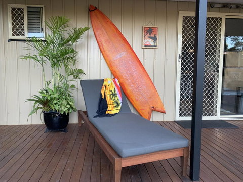 Bed & Breakfast 1 Bedroom Guest House - Food Delivery Shop 29