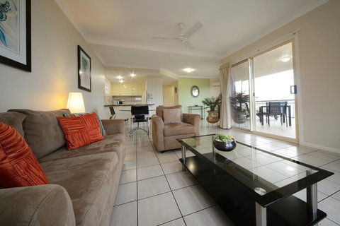 Martinique Whitsunday Resort - Food Delivery Shop 36