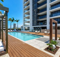 Qube Broadbeach - Food Delivery Shop