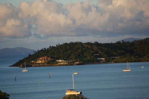 Ocean Views At Whitsunday Terraces Resort - Food Delivery Shop 18