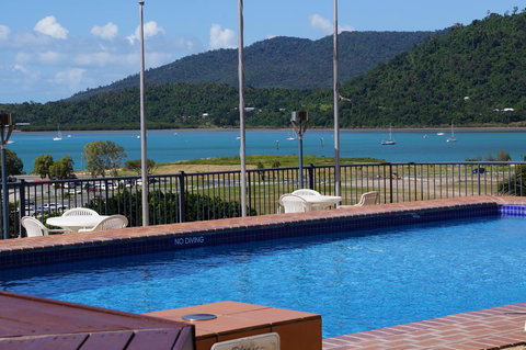 Ocean Views At Whitsunday Terraces Resort - Food Delivery Shop 3