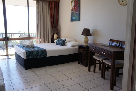 Ocean Views At Whitsunday Terraces Resort - Food Delivery Shop 13