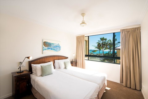 Pinnacles - Food Delivery Shop 15