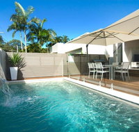 Beach House on Tradewinds Avenue - Food Delivery Shop