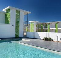Mackay Oceanside Central Hotel - Food Delivery Shop