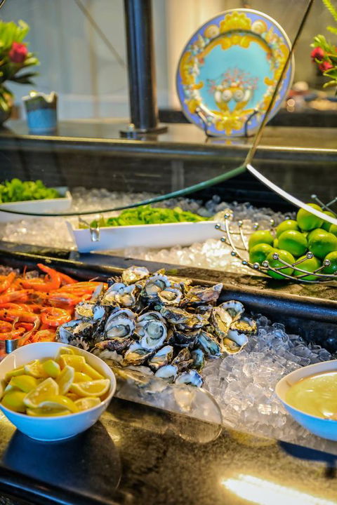 Imperial Hotel Gold Coast - Food Delivery Shop 14