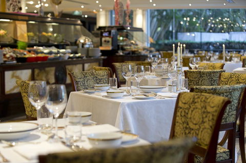 Imperial Hotel Gold Coast - Food Delivery Shop 13