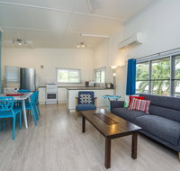 Kooyong Apartment 8 - Food Delivery Shop