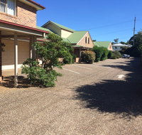 Country Gardens Motor Inn - Food Delivery Shop