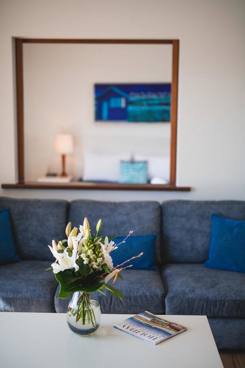 The Point Coolum - Food Delivery Shop 9