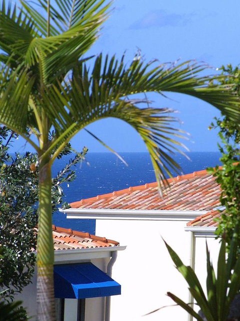 The Point Coolum - Food Delivery Shop 12