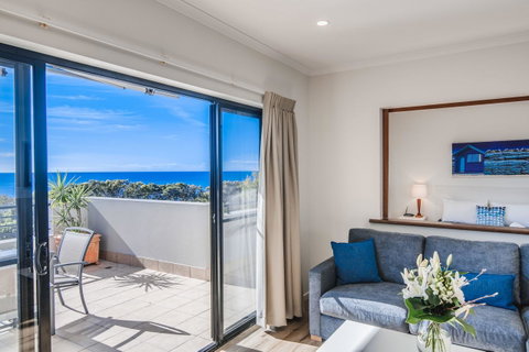 The Point Coolum - Food Delivery Shop 11