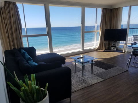 Golden Sands On The Beach - Absolute Beachfront Apartments - Food Delivery Shop 40