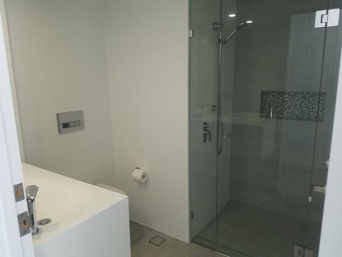 Golden Sands On The Beach - Absolute Beachfront Apartments - Food Delivery Shop 10