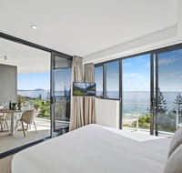 Breeze Mooloolaba an Ascend Hotel Collection Member - Food Delivery Shop