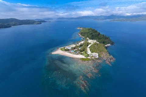 Daydream Island Resort - Food Delivery Shop 0