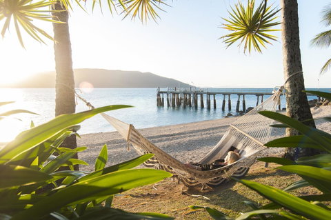 Daydream Island Resort - Food Delivery Shop 32