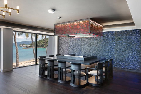 Daydream Island Resort - Food Delivery Shop 23