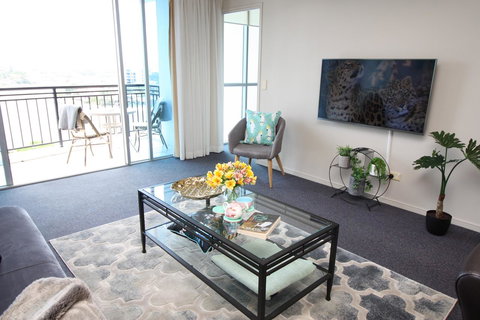 PeepSleep Chevron Towers - Food Delivery Shop 31