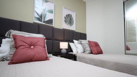 PeepSleep Chevron Towers - Food Delivery Shop 17