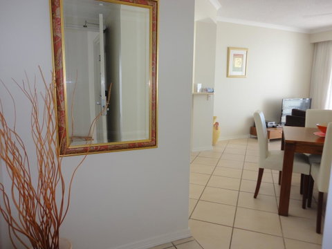 Aquarius Resort - Food Delivery Shop 27