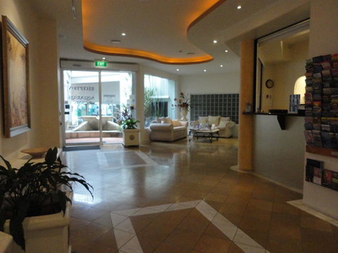 Aquarius Resort - Food Delivery Shop 17