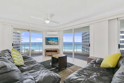 Moroccan Resort - HR Surfers Paradise - Food Delivery Shop 11