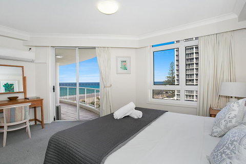 Moroccan Resort - HR Surfers Paradise - Food Delivery Shop 19