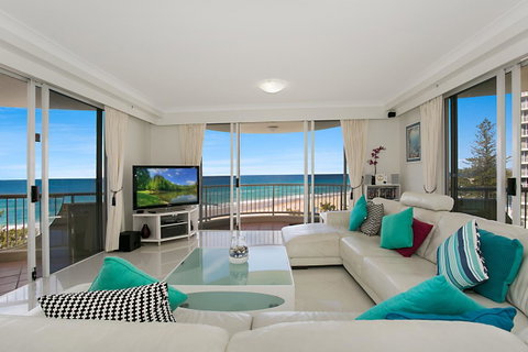 Moroccan Resort - HR Surfers Paradise - Food Delivery Shop 15