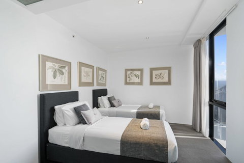 Circle On Cavill, Apartments And Sub Penthouses - We Accommodate - Food Delivery Shop 15