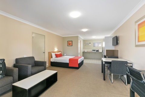 Comfort Inn North Brisbane - Food Delivery Shop 17