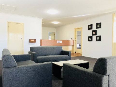 Comfort Inn North Brisbane - Food Delivery Shop 38