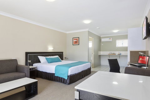 Comfort Inn North Brisbane - Food Delivery Shop 0