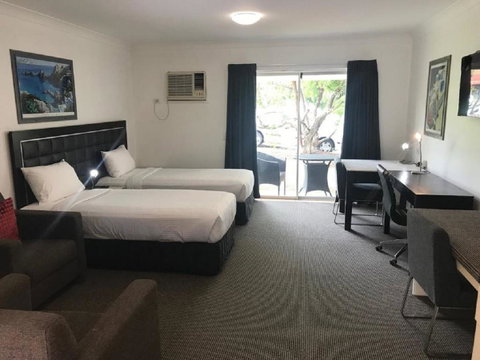Comfort Inn North Brisbane - Food Delivery Shop 37