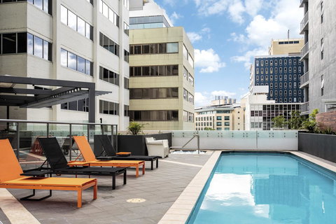 Evolution Apartments - Food Delivery Shop 12