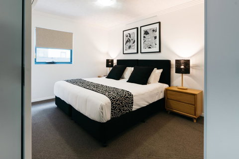 Gabba Central Apartments - Food Delivery Shop 18