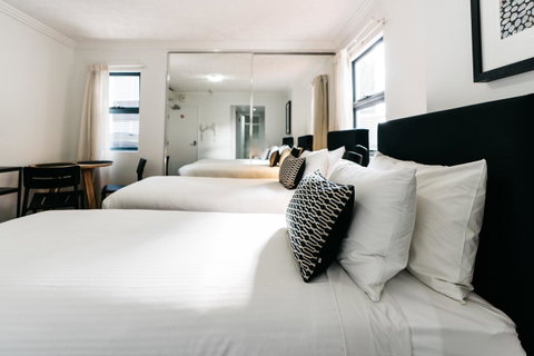 Gabba Central Apartments - Food Delivery Shop 25
