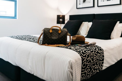 Gabba Central Apartments - Food Delivery Shop 13
