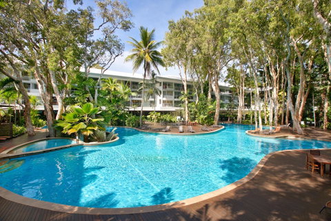 Palm Cove Beach Apartment - Food Delivery Shop 1
