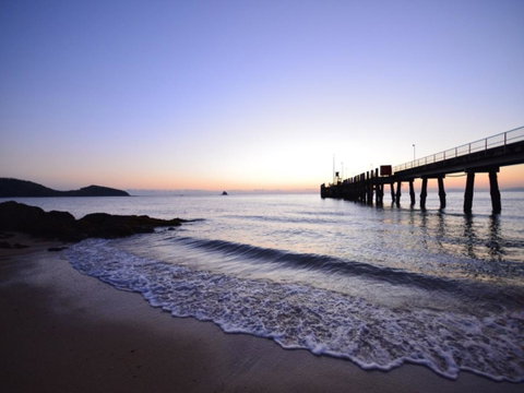 Palm Cove Beach Apartment - Food Delivery Shop 27