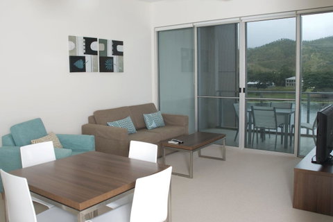 Itara Apartments - Food Delivery Shop 4