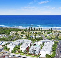Element on Coolum Beach - Food Delivery Shop