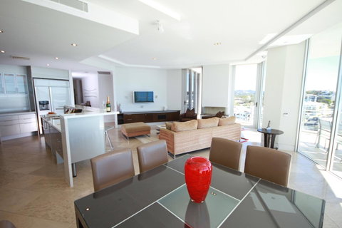 Oceans Mooloolaba - Food Delivery Shop 25